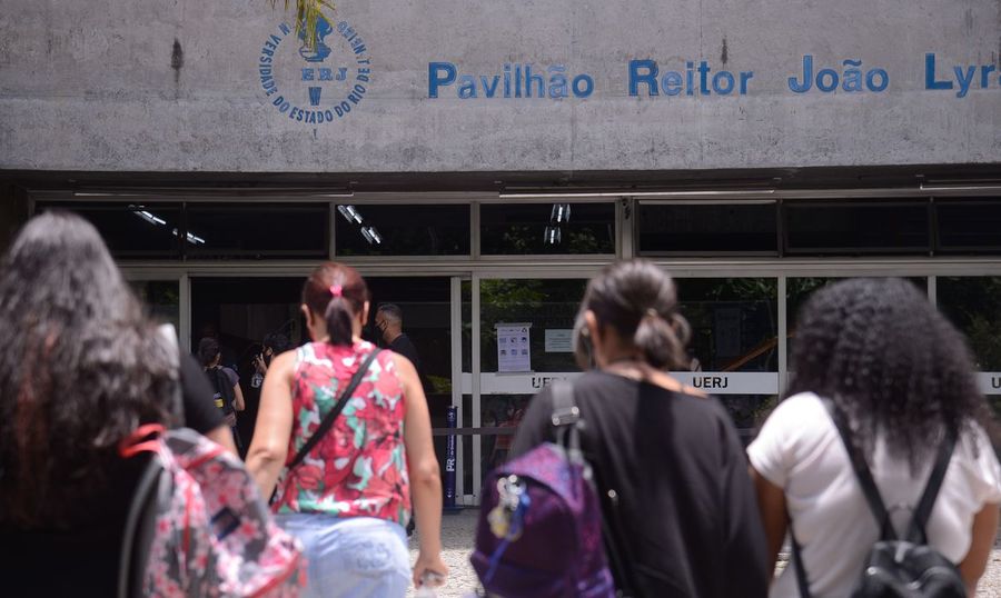 Center enem 2020 prova tmazs 2401214024