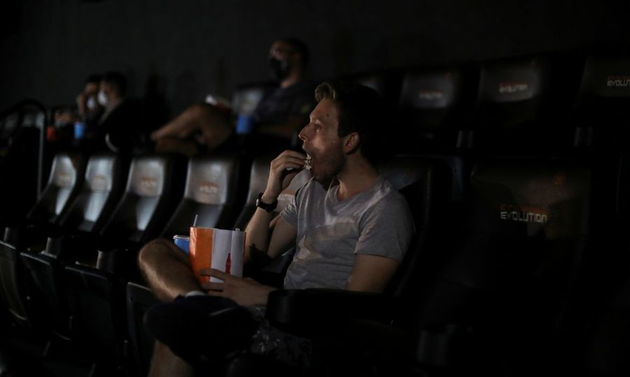 Center 2020 10 01t224406z 823475584 rc2y9j9h1nel rtrmadp 3 health coronavirus brazil cinemas
