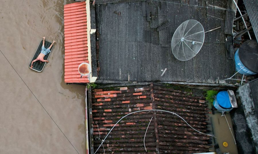 Center 2021 12 26t215406z 558642418 rc2dmr980rbt rtrmadp 3 brazil dam