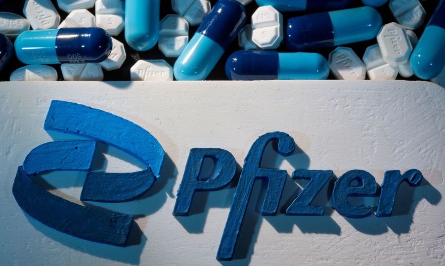 Center 2021 11 05t104830z 85729625 rc2aoq9nf7gk rtrmadp 3 health coronavirus pfizer treatments