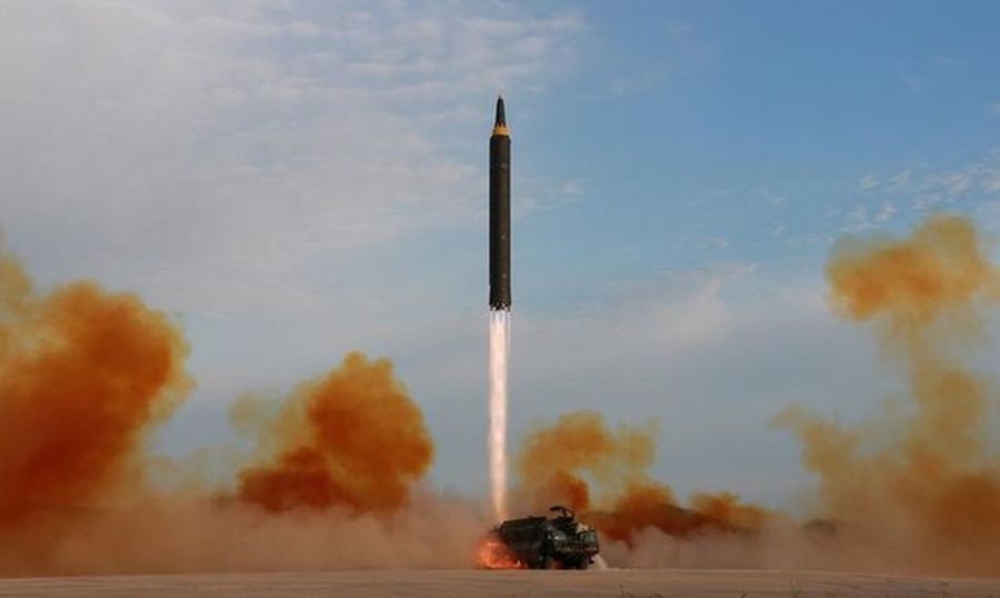 Center lancamento de missil pela coreia do norte agencia reuters