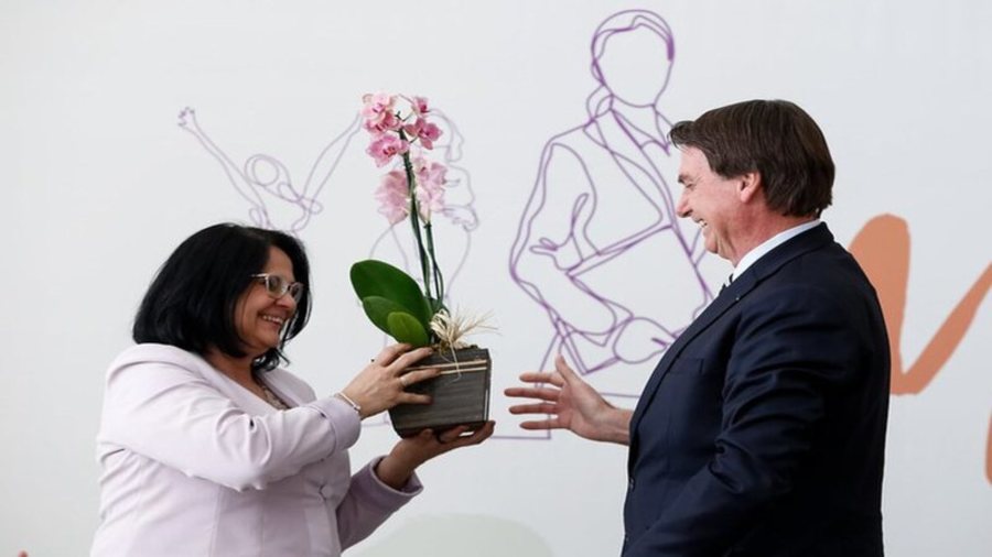 Center bolsonaro dia da mulher widelg