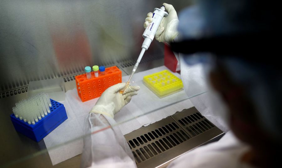 Center coronavirus0103209885 0