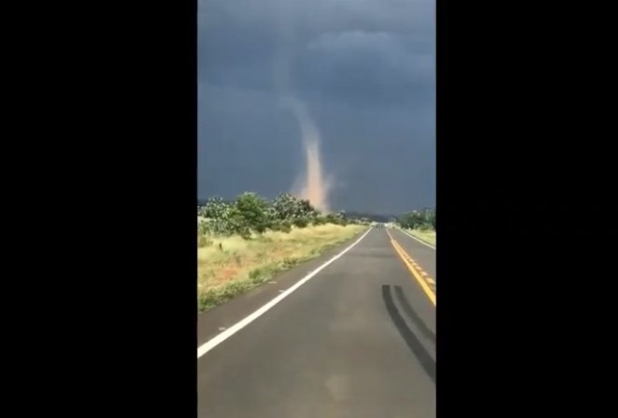 Center tornado