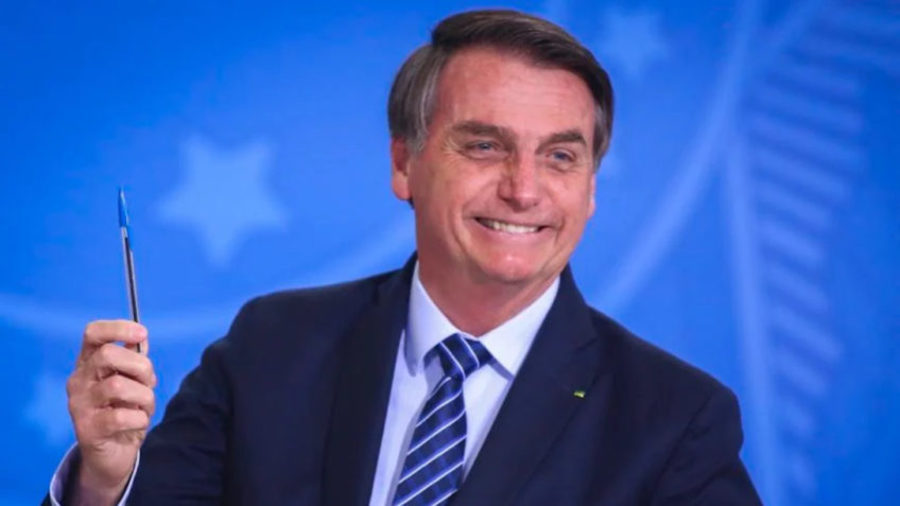 Center jair bolsonaro cerimonia planalto sorrindo 848x477