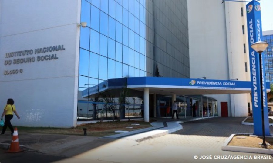 Center z