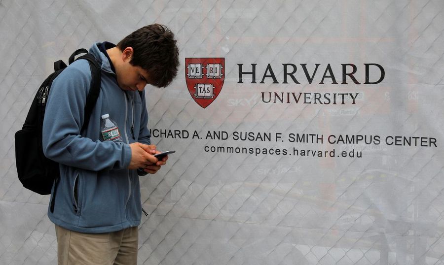 Center 2018 08 30t195950z 1 lynxnpee7t1ie rtroptp 4 eua harvard discriminacao