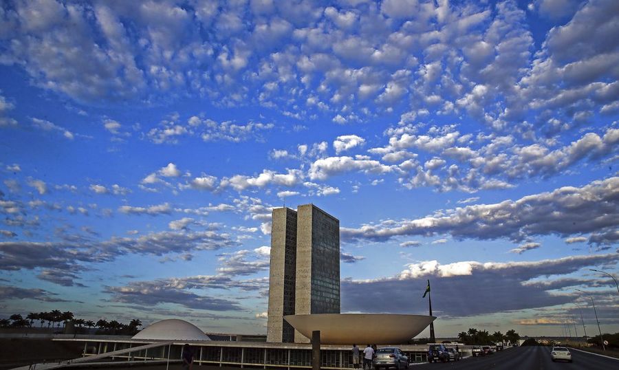 Center brasilia congresso nuvens e 0416202217 2