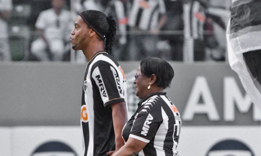 Center ronaldinho miguelina