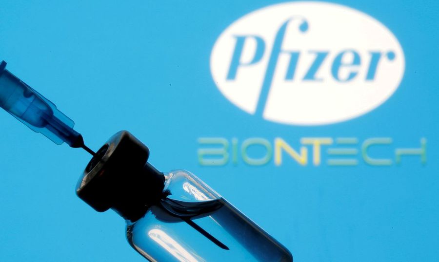Center 2021 02 23t143503z 1 lynxmpeh1m0vt rtroptp 4 saude covid pfizer negociacao