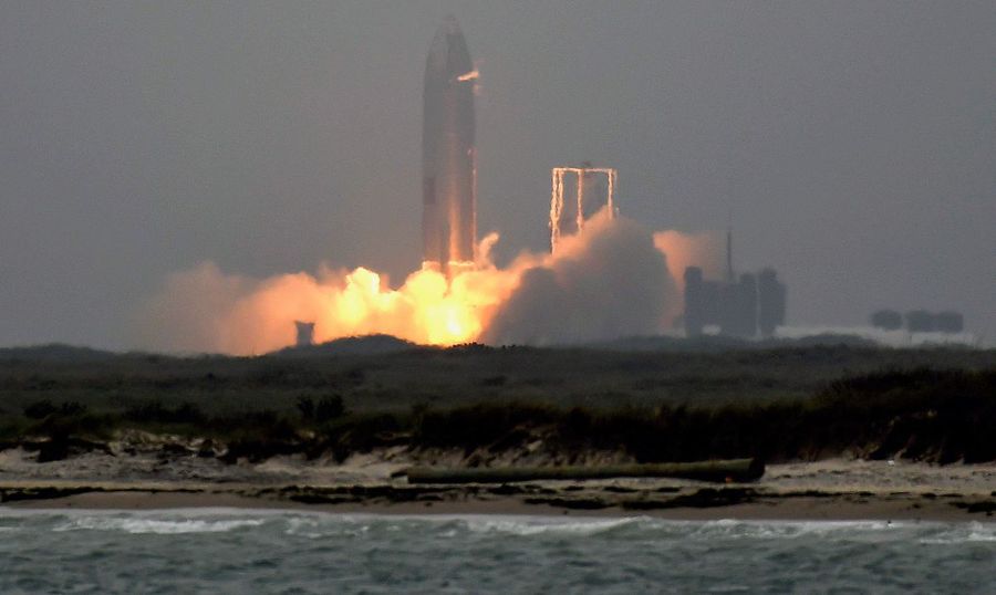 Center 2021 05 05t152424z 636121757 rc2r9n9sxoe2 rtrmadp 3 space exploration spacex