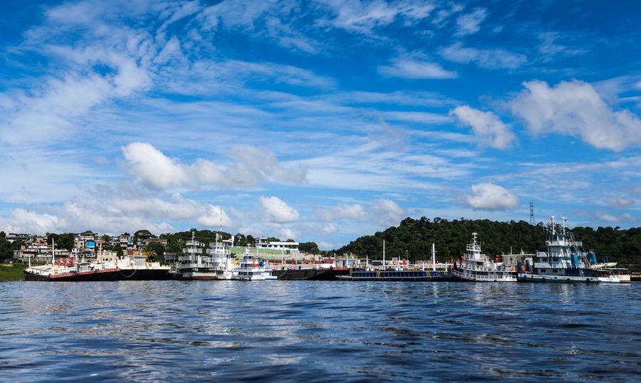 Center 15012017 porto do ceasa no rio negro em manaus1584
