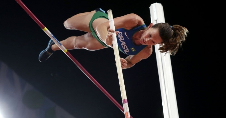 Brasileira fabiana murer compete no salto com varas no mundial de pequim 1440594465296 956x500