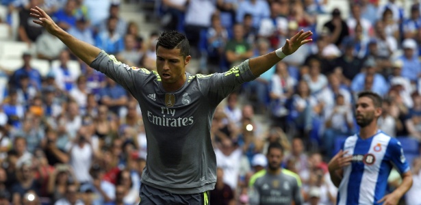 Cristiano ronaldo comemora gol do real madrid em jogo contra o espanyol pelo campeonato espanhol em barcelona 1442068469343 615x300