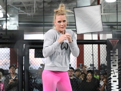 Hollyholm1 evelynrodrigues