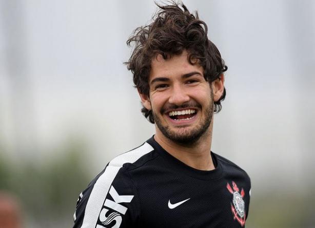 Alexandre pato quer espaco no corinthians tsfh