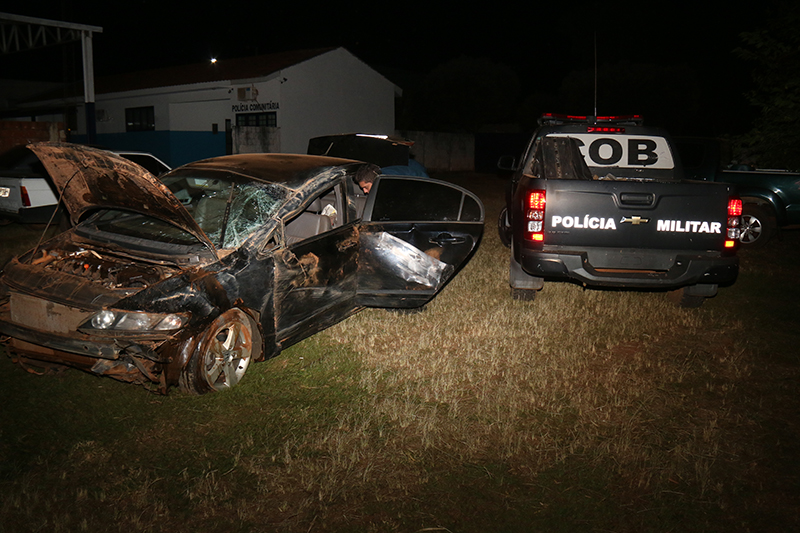 Carro droga jovem sul news1