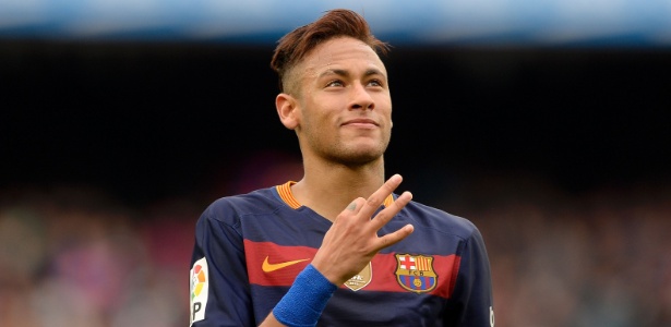 Neymar faz comemoracao com gesto do grupo 1466624889624 615x300