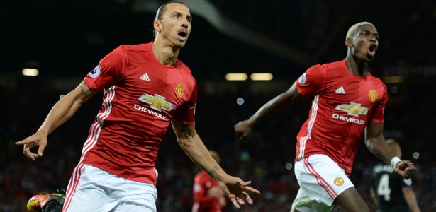 Ibrahimovic e pogba comemoram gol do manchester united no ingles 1471638109603 615x300