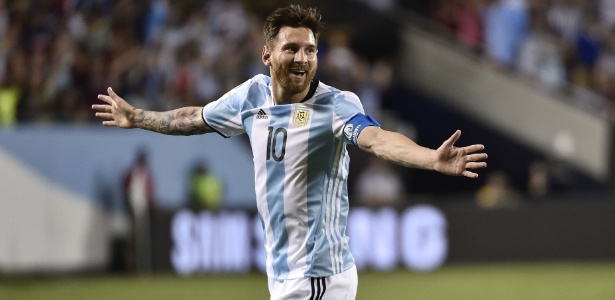 Messi comemora gol marcado pela argentina sobre o panama na copa america 1465616487244 615x300