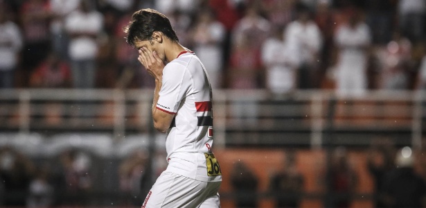 Rodrigo caio lamenta em jogo do sao paulo 1474838403449 615x300