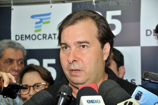 05 0418 0083 rodrigo maia vr