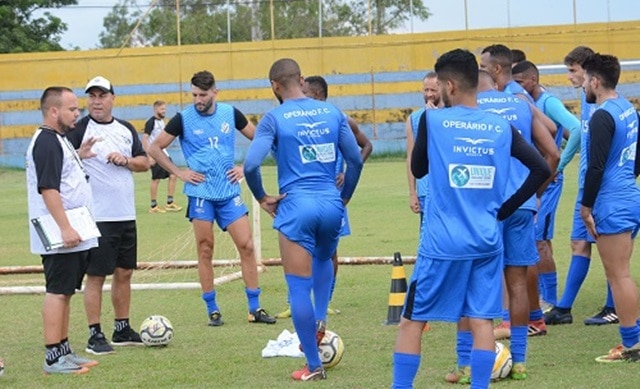 Treino do operario f clube la