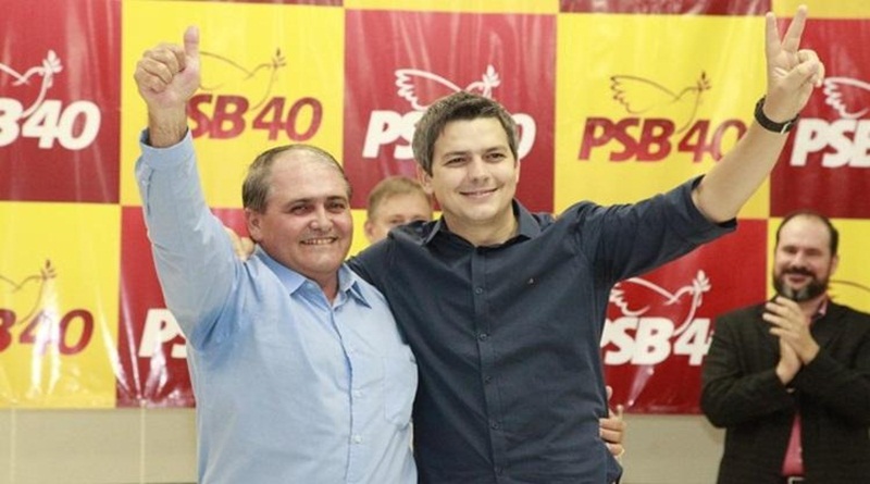 Prefeito e vice coxim